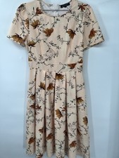 SUCREFAS Women's size medium floral Dress knee length spring paste short sleeve