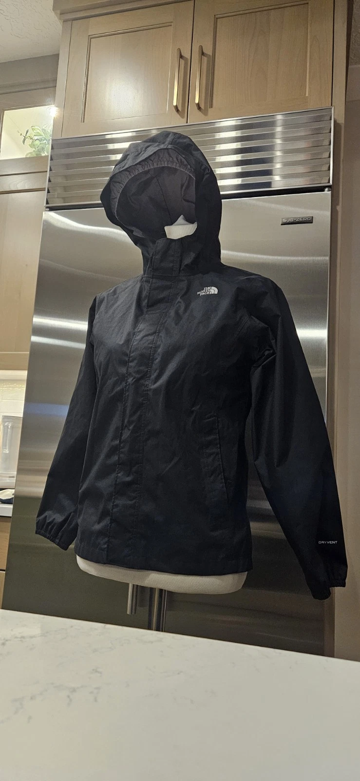 The North Face Black DryVent Waterproof Hooded Jacket Girls MlL 14/16
Opens in a new window or tab