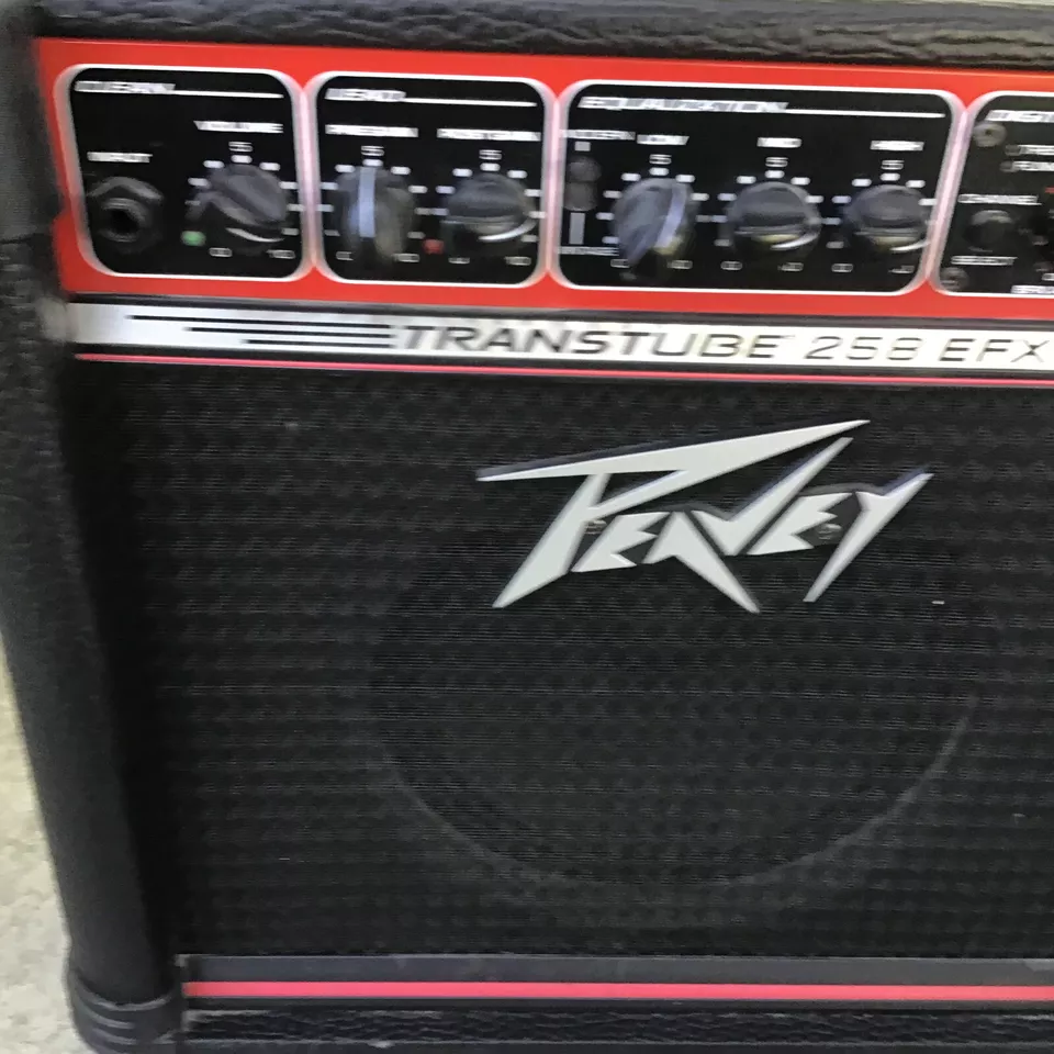 Amplificador de guitarra eléctrica Peavey TransTube 258 EFX 25 vatios Foto 4 de 4