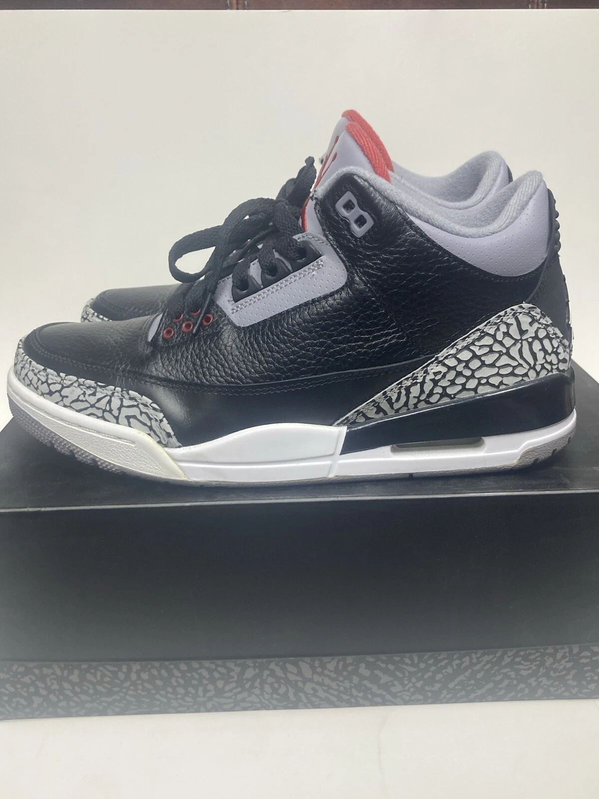 Nike Air Jordan 3 Retro Black Cement Taglia 8.5 136064 010 Uscita 2011