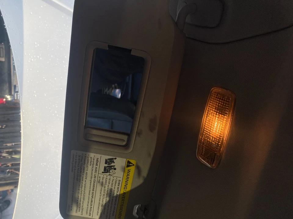 07 AUDI A4 QUATTRO PARASOL LUZ CORTESÍA Foto 4 de 4