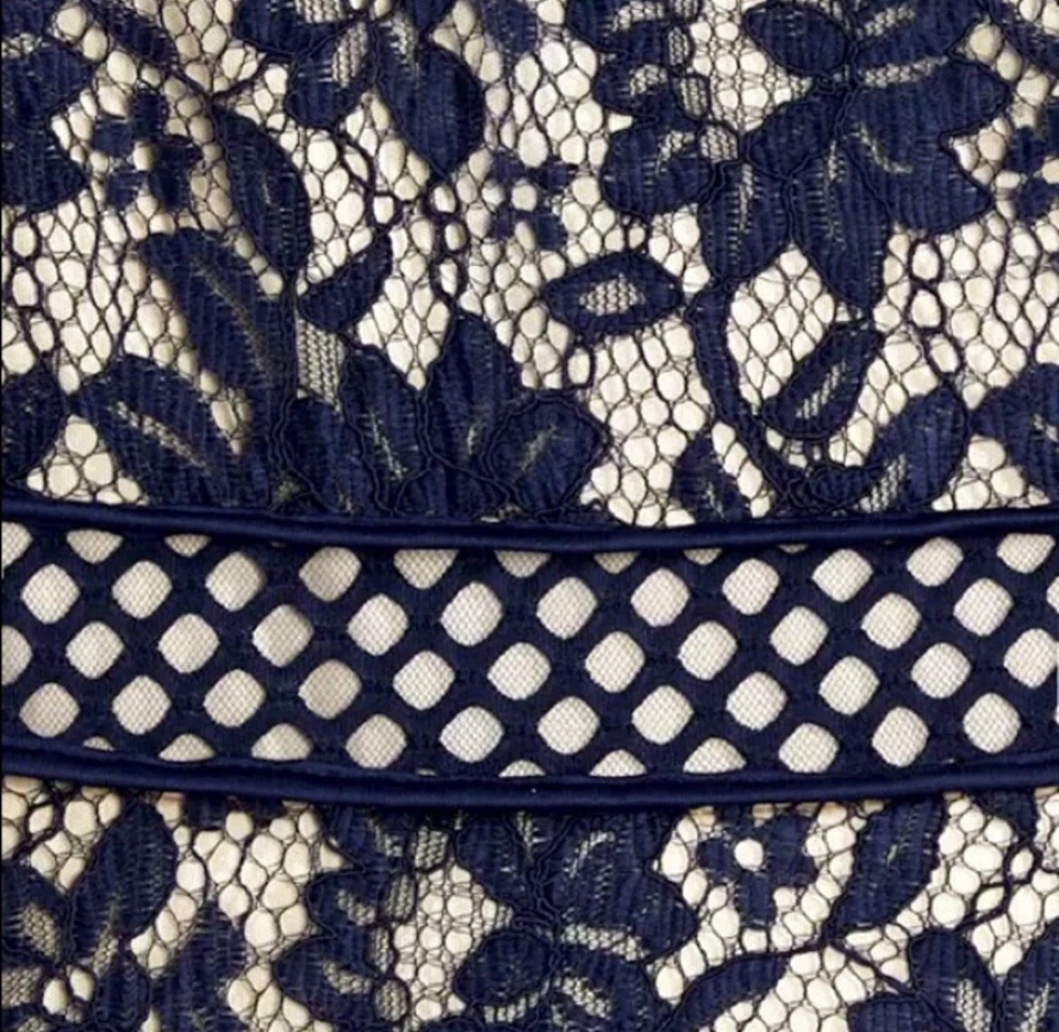 Vestido con panel de encaje en bloques de colores para niñas US ANGELS en azul marino talla 14 suavemente apreciado Foto 3 de 4