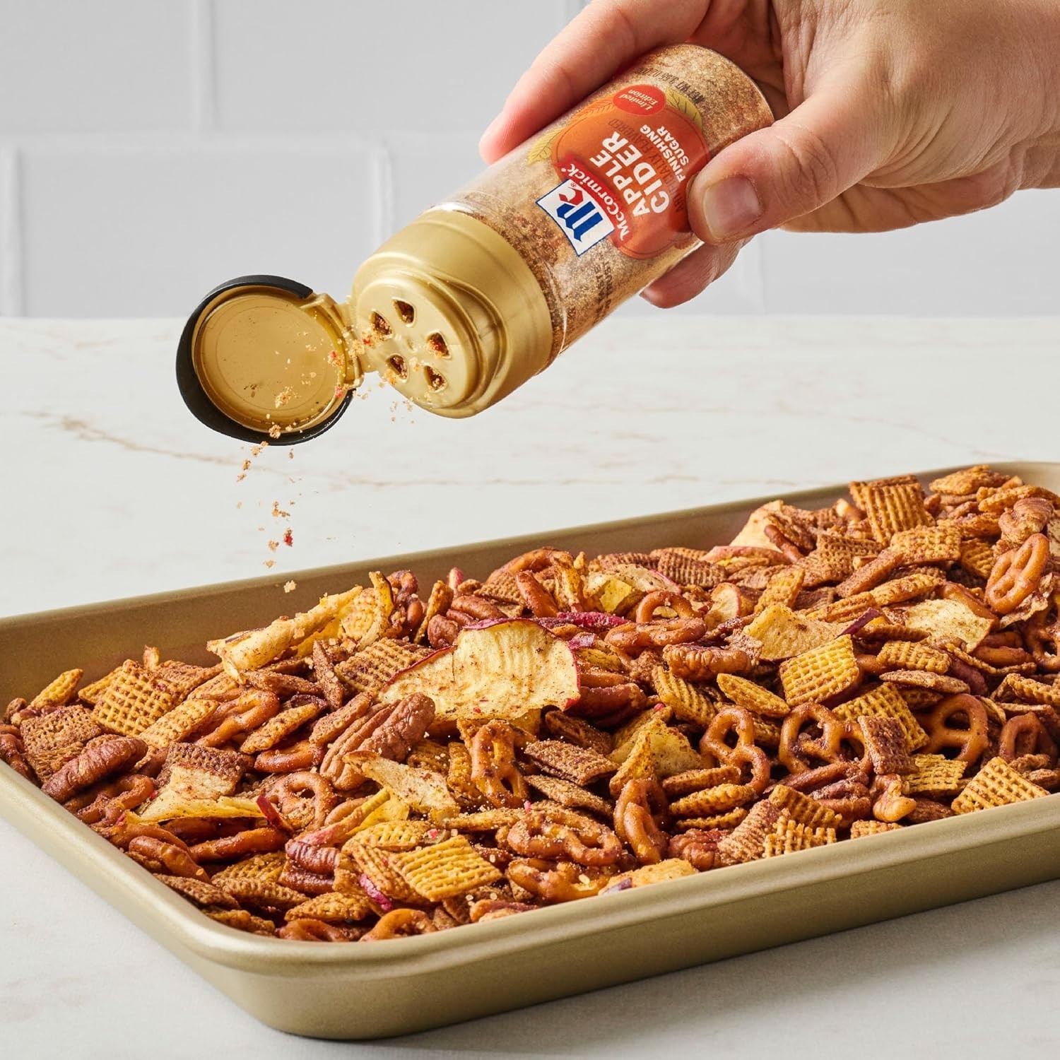 McCormick Finishing Sugar, Apple Cider, Limited Edition,3.61 oz