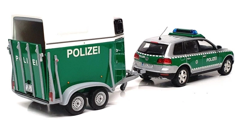 Minichamps 1/43 Scale 402 052090 2002 VW Touareg & Horse Trailer Polizei Dresden - Image 3 of 4