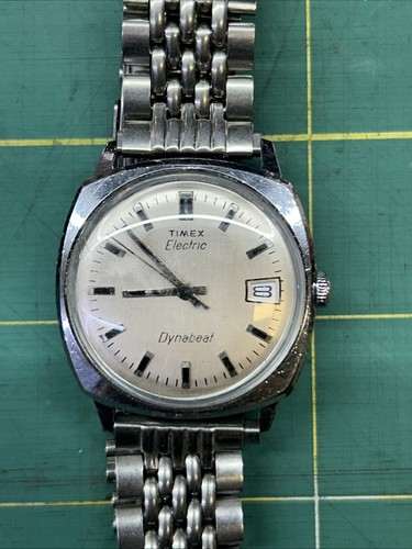Vintage Timex Electric Dynabeat Men's Watch Silver Tone -For Parts Or Repair - Picture 2 of 6