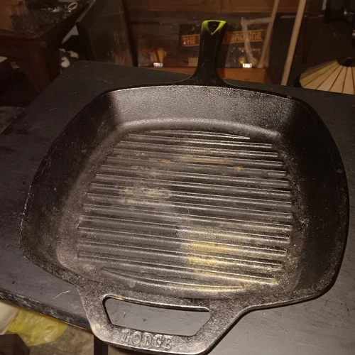 Vintage Lodge 10.5" Inch Cast Iron Square Griddle Pan Skillet Grill Ribs SGP USA
