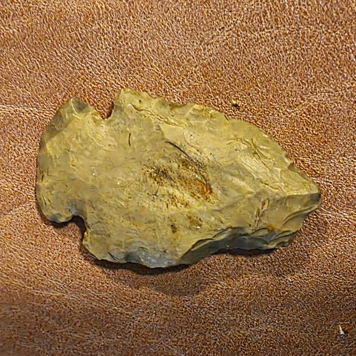 Knapped Stone Point / Flake Tool Arrowhead-Style Flint Knapping Art
