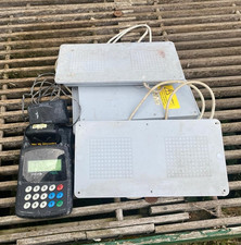 Unikon Digital Industrial Scale Indicator with Platform Pads