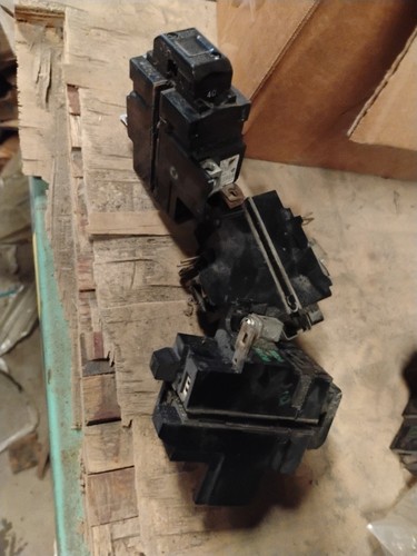 Interruttore Pushmatic Bulldog 2 Poli 40A – Modello P240 / ZF-33E – Siemens/ITE – Usato