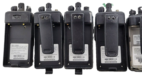 LOT OF 7- VERTEX STANDARD RADIOS VX-231-G7-5 VX-160U SOLD AS IS - Picture 3 of 9