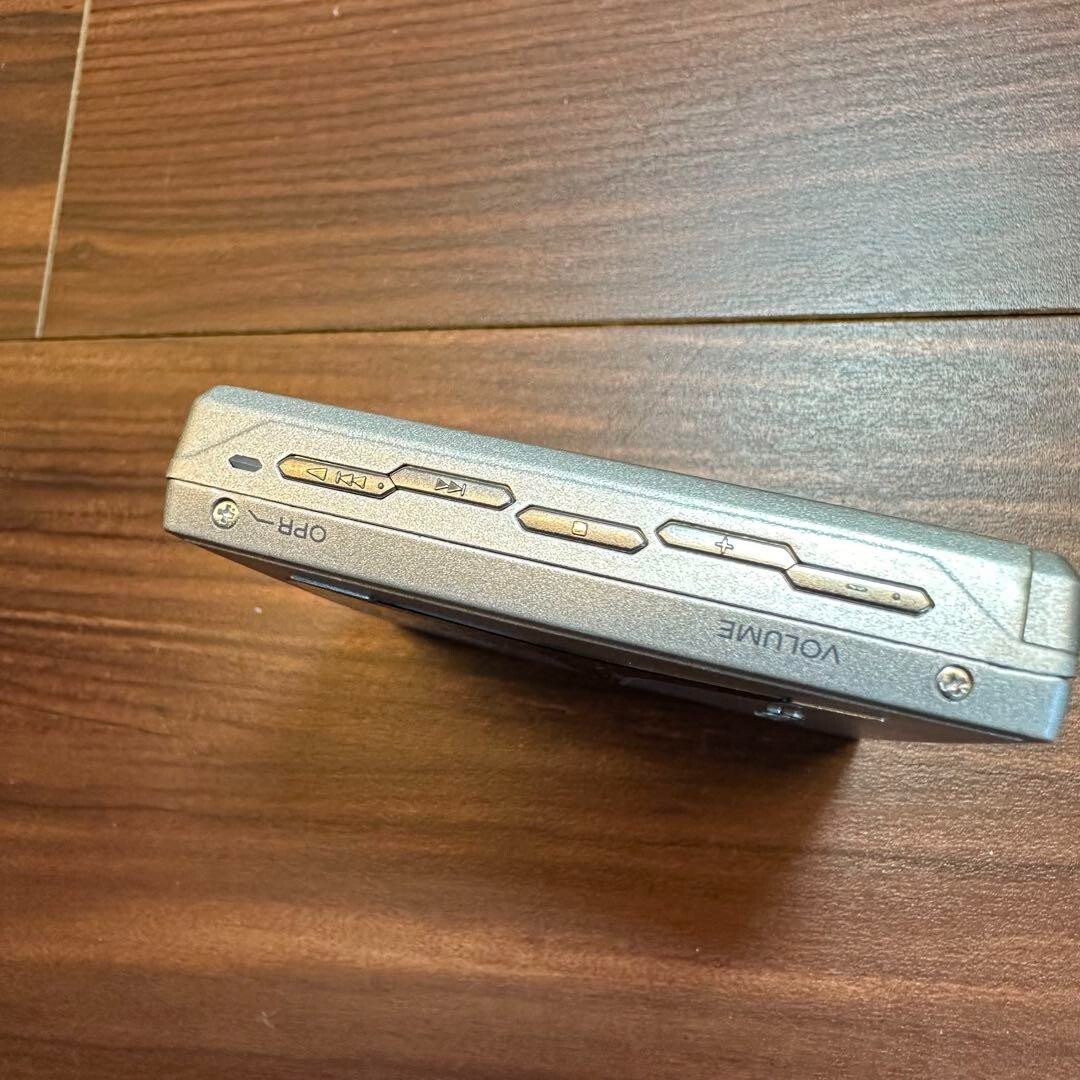 SONY MZ-E90 MDプレーヤー 美品 0357 Sony MD MZ-E90 Personal Mini Disc Player Japan Used From