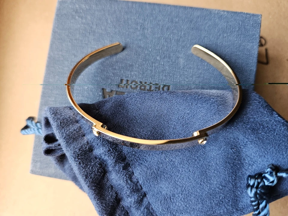 Shinola Diamond Rivet Cuff || 14k Yellow Gold  || Free Expedited Shipping Foto 4 de 4