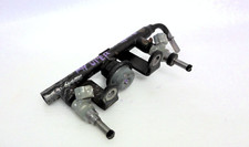 RIGHT UPPER ENGINE FUEL RAIL W/ 2 INJECTOR, DAMPER OEM 2022 2023 TOYOTA GR86