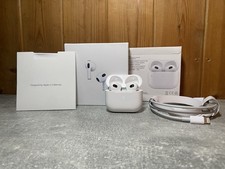 Apple AirPods 3rd Generation | MagSafe Charging Case White