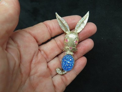 Vintage 1950's Gold Tone Easter Bunny Rhinestone Brooch AS IS