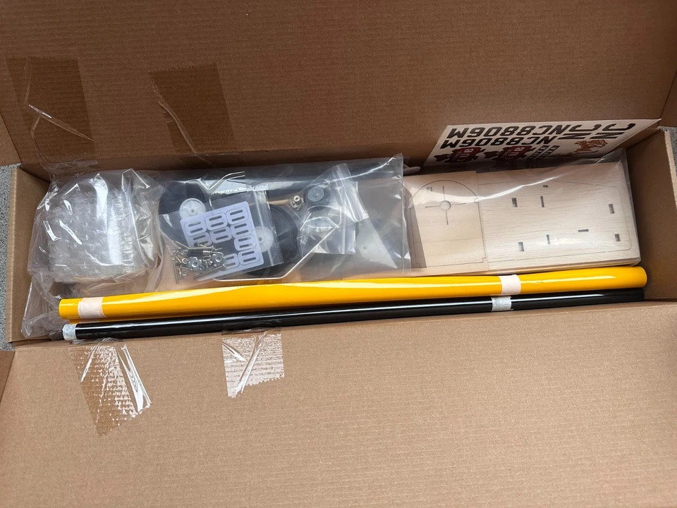 Piper J3 1200mm Holzbaukasten Komplettset mit Elektronik und Folie - Bild 2 von 4