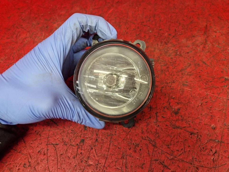 Faro antiniebla delantero derecho Range Rover Sport L320 2007 Estate Foto 3 de 4