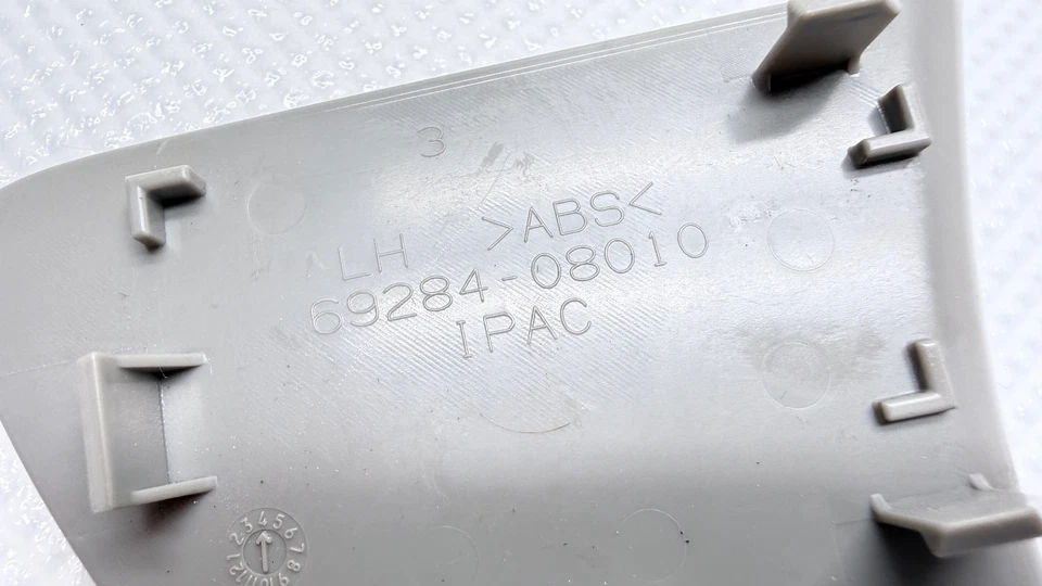 Toyota Sienna 2011-2014 puerta izquierda manija interior perno cubierta 69284-08010 OEM Foto 3 de 4