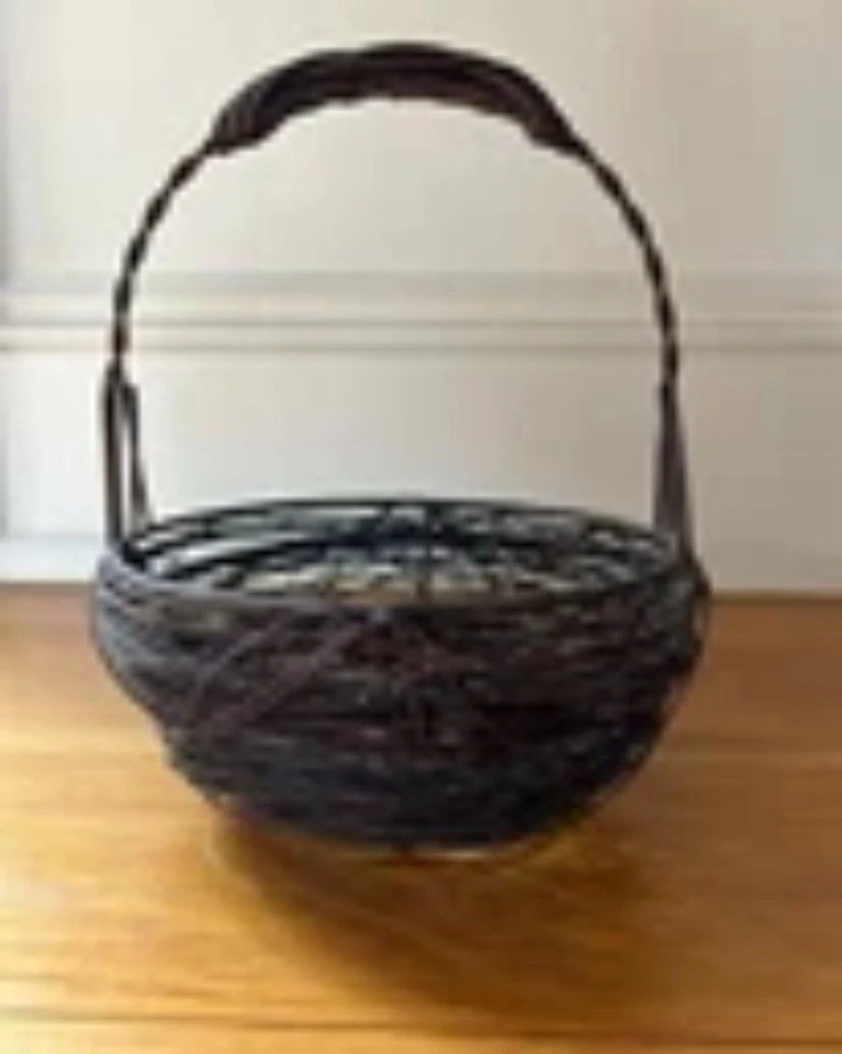 CHARMING Decorative Small Wire Rustic Nest Basket With Eggs ~ Metal NR! - Image 2 of 2