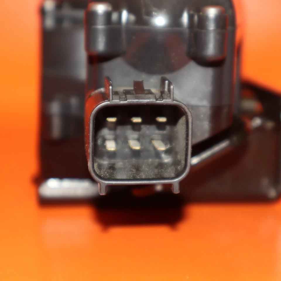 PESTILLO PUERTA LEVADIZA ESCALADE YUKON 2007-2010 2011 2013 2014 2015 13581405 OEM Foto 2 de 4