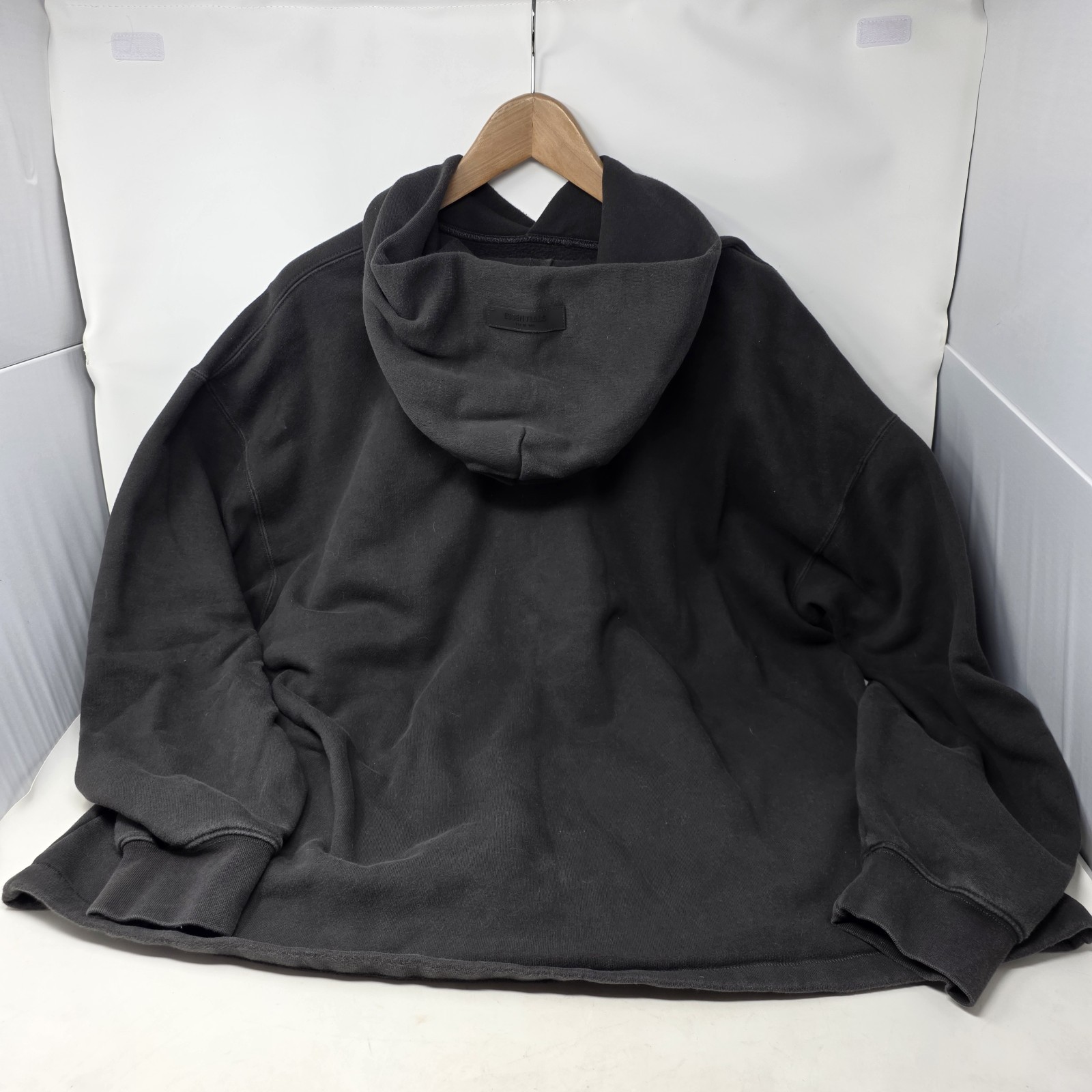 Fear Of God Essentials Iron Relaxed Hoodie Men’s Medium thumbnail 2