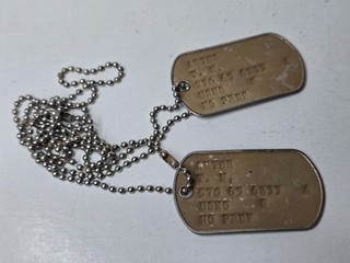 Vintage USMC Marine Corps Dog Tags Arter T W Vietnam Era NO PREF Military ID