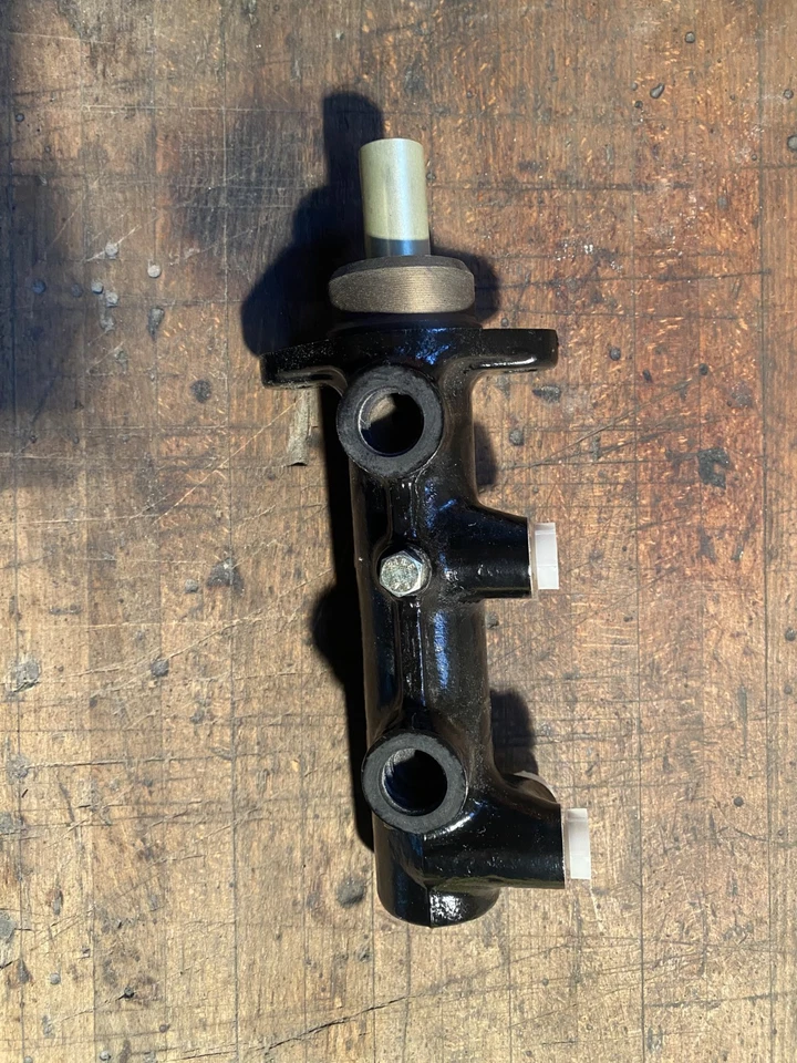 Mercedes-Benz Brake Master Cylinder - 002430930164 Ate 010181 450SL 450SEL 350SL - Image 3 of 4