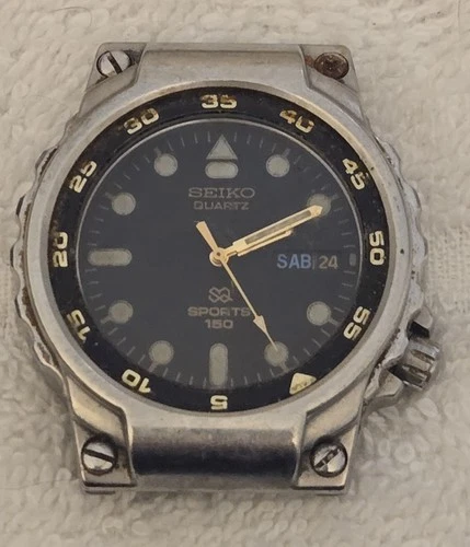 VINTAGE SEIKO SPORTS 100 DIVERS MEN'S WATCH - NO BAND