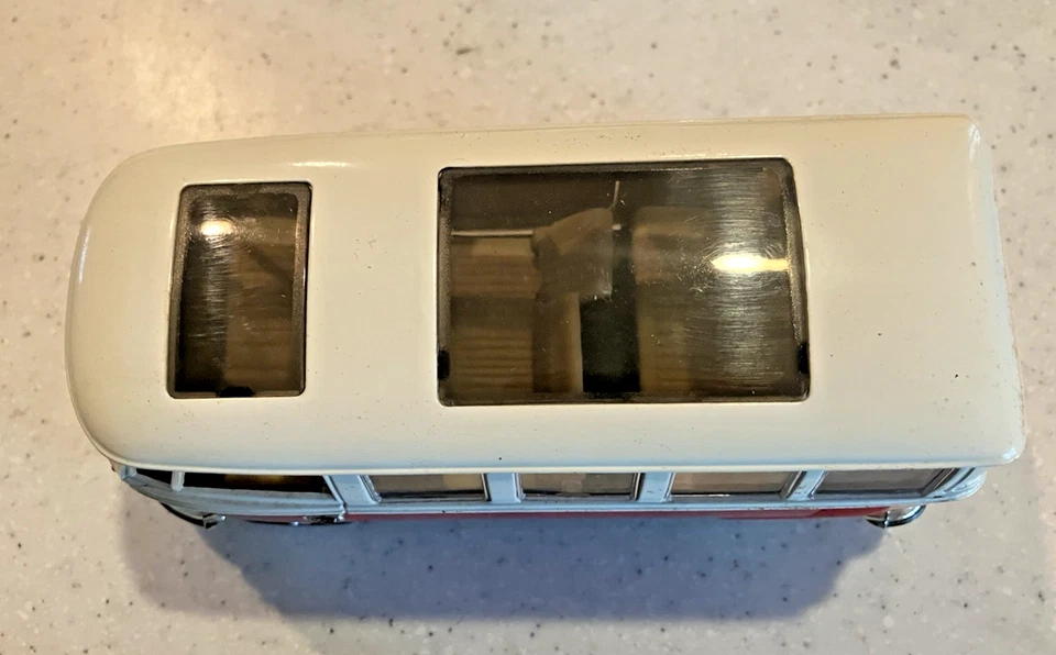 VW SS 7404 Rojo y Blanco Volkswagen Microbus, Puerta Corredera y Puerta Trasera, Diecast Foto 3 de 4