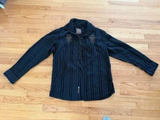 Roar Long Sleeve Embroidered Button Up Shirt Black Size XL Has Wear / Pilling