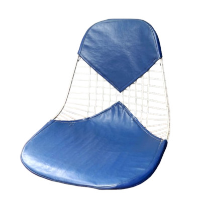 Herman Miller Charles & Ray Eames Wire Chair with Bikini Pad W18.7 x D21.6in