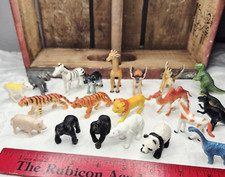 Lot of 21 Plastic Figures Toy Animals Dinosaur Farm Safari Wildlife unbranded