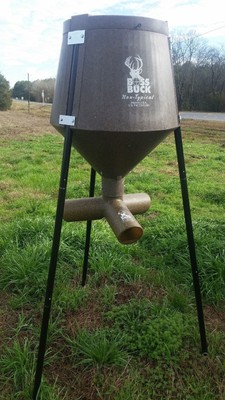 Boss Buck 200 Lb Todo En Gravedad Alimentador De Proteinas Envio