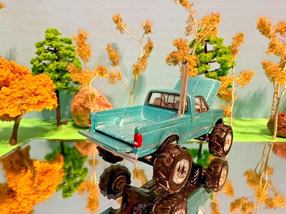 Custom Lifted, Ford F150, Beautiful Calypso Green, Ford 1995 Muffler G5 Lift Kit - Image 4 of 4