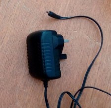 AOK AC ADAPTER AK15G-0500200B 5V 2A UK PLUG 