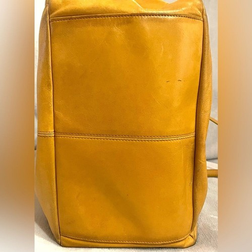 Hobo International Glazed Natural Tan Leather Pleated Shoulder Bag - Picture 5 of 12