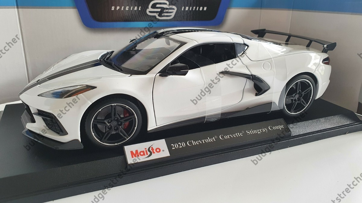 Modellino Auto Maisto 1/18 Chevrolet Corvette Stingray Coupè 2020 white | Motorsport Maranello