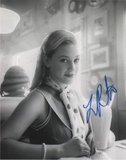 Lili Reinhart Riverdale Autographed Signed 8x10 Photo COA #M9