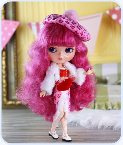 Blythe 1/6 BJD Doll Nude White Skin Glossy Face Deep Pink Hair & Bangs 19 Joints - Picture 2 of 10
