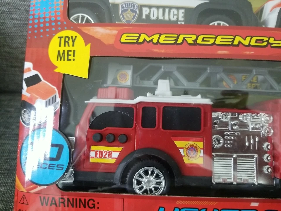 STREET POUNDER LIGHTS AND SOUNDS EMERGENCY PLAYSET 10 PIECES BRAND NEW FREE SHIP - Image 2 of 4