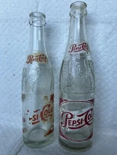 Lot of 2 Vintage Pepsi-Cola Bottles 1950s 12oz. ACL Label Bottled Hawaii/Canada