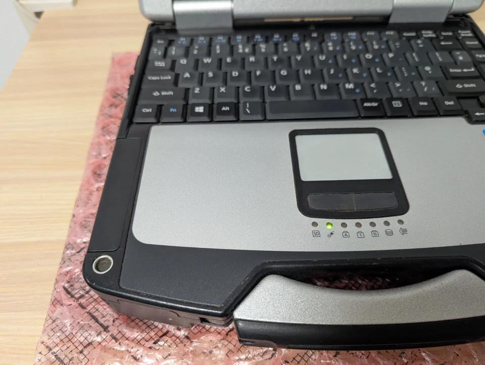 Panasonic Toughbook 13" CF-31 - i5-3340M - 4GB Ram - No Storage - Image 2 of 4