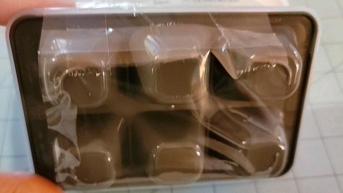 Marca Sanada Seko Co: Juego de bandejas de hielo tamaño medio blanco y negro - Nuevo y envío gratuito - Imagen 9 de 9