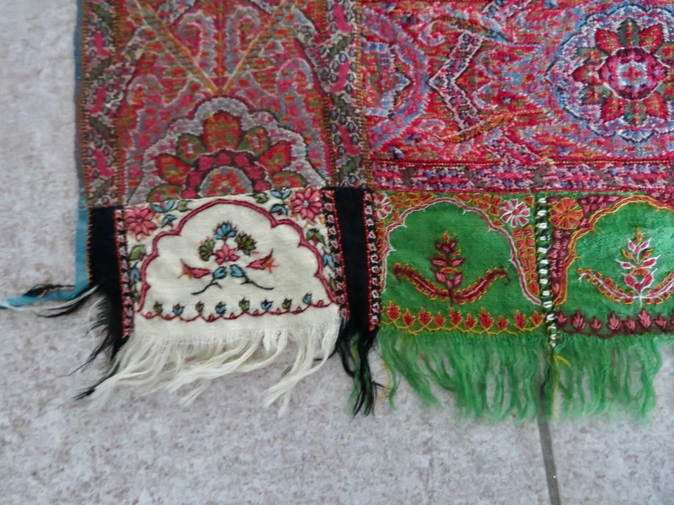 Ancien châle cachemire de mariage XIX  ème .Dimensions :3,10 x 1,44 m .Kashmir - Photo 3/4