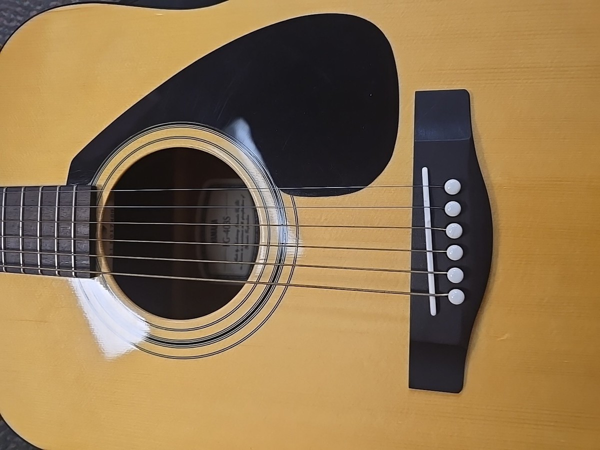 YAMAHA！アコースティックギター　FG-403 YAMAHA FG-403 大変魅力的なジャパビン 調整済！ 新品ペグ