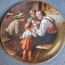 Wandteller Sammelteller Bavaria Bareuth Motiv:  “Die Puppenhaus Reparatur“