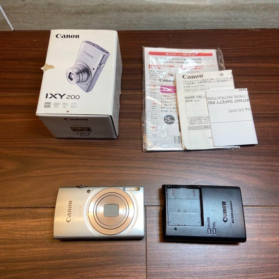 Canon PowerShot IXY 200 20MP Compact Digital Camera - Silver for