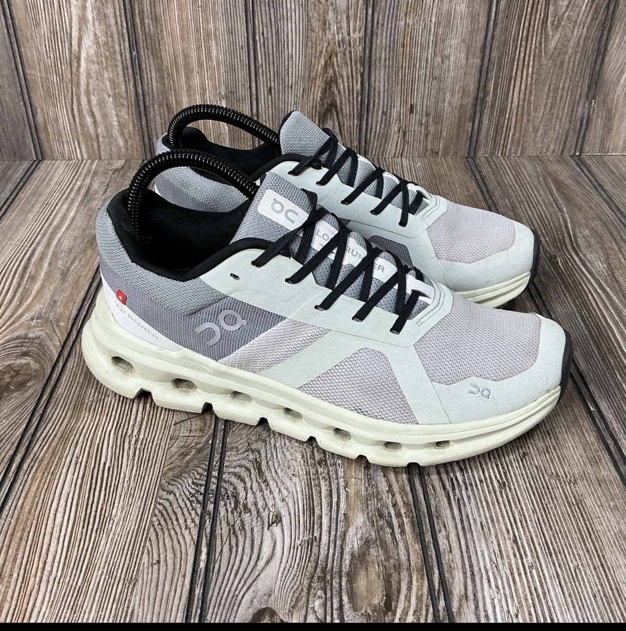 On Cloud Cloudrunner Women's Size 7 - image 3