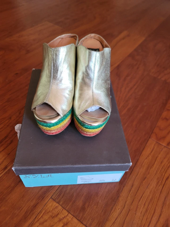 N.Y.L.A Cobain Gold Rainbow Espadrille Mule Wedges Size 7.5 - Image 2 of 4