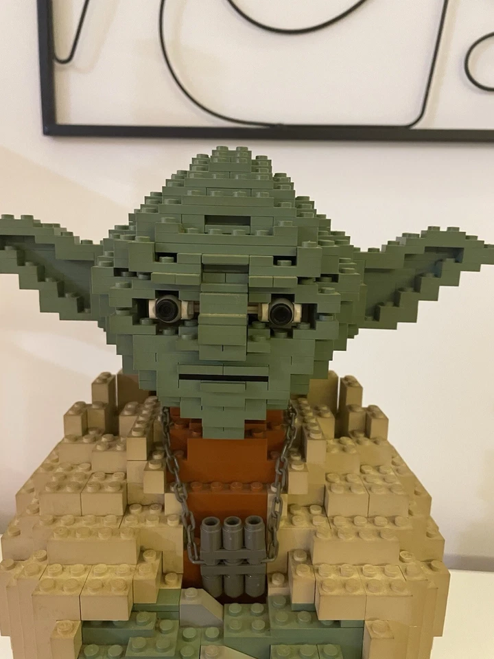 LEGO Star Wars 7194 Yoda, foto 3 de 5